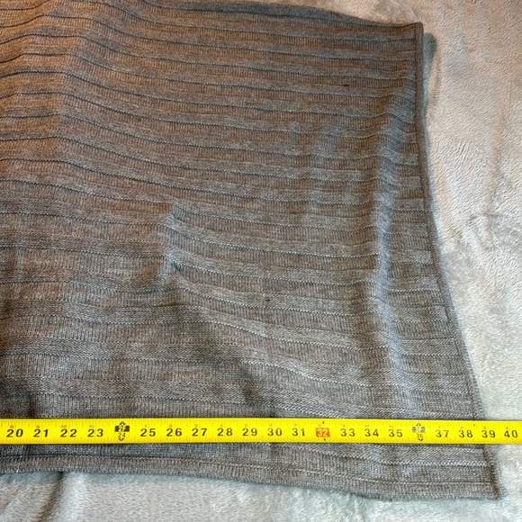 NWT Kate Spade Texture Stripe Belted Ruana Gray - Picture 8 of 8